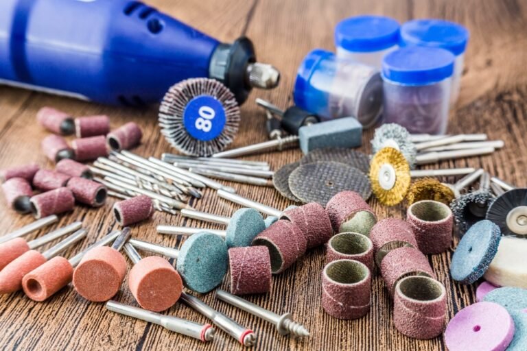 Read more about the article Essential Hardware Components: Nuts, Washers, Rivets, and More Explained